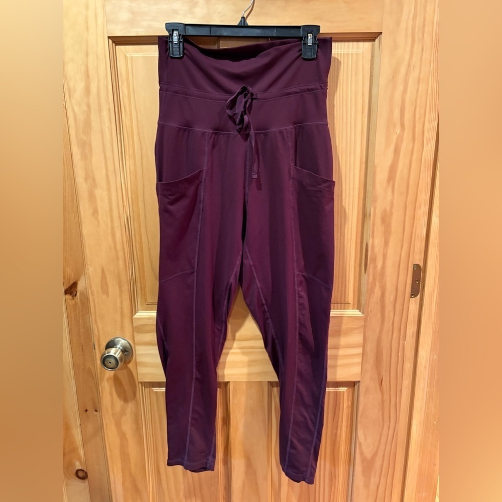 Fabletics Maj Pant II Burgundy